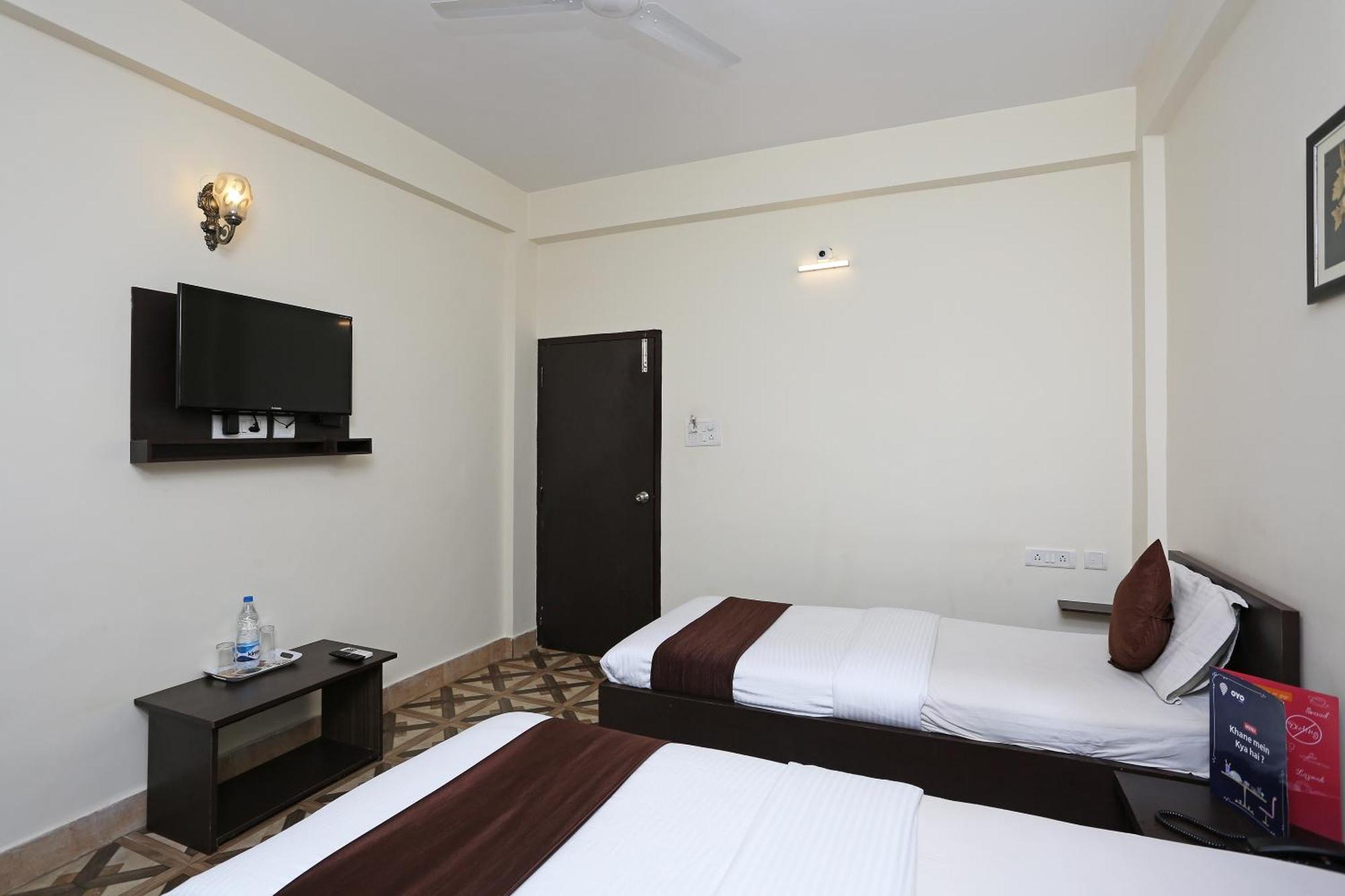 Oyo Stellar Resort Bhubaneswar Exterior foto